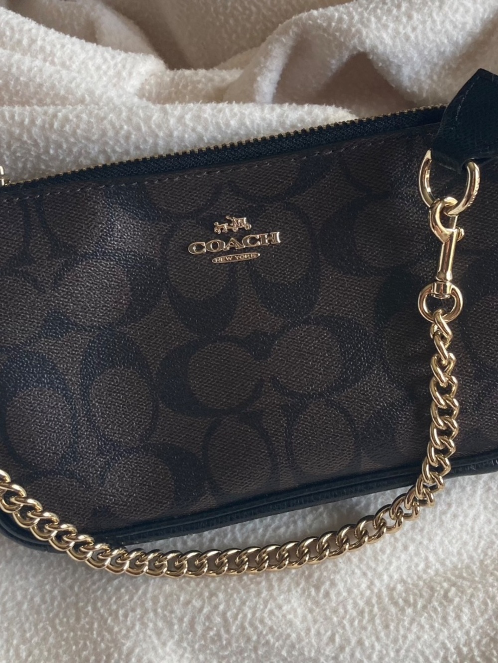 COACH Signature Canvas Wristlet/Wallet Bag With Chain - Picture 3 of 5